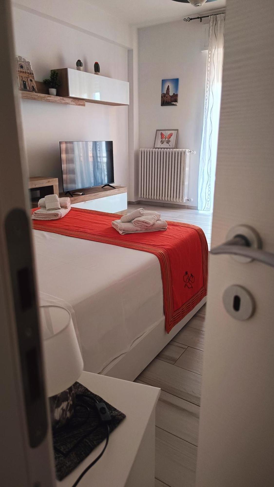 Il Barone Rosso B&B Лече Екстериор снимка
