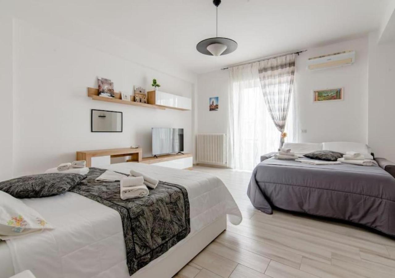 Il Barone Rosso B&B Лече Екстериор снимка